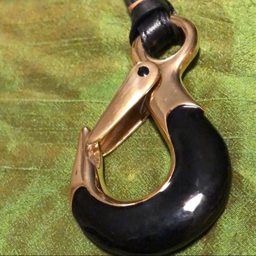 32” black and gold hook latch leather necklace